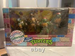 1992 Teenage Mutant Ninja Turtles Special Collectors Action Figure 4-Pack READ