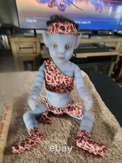 Avatar Doll 20 Boy Glows In The Dark. With Dragon. Posable