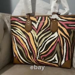 Michael Kors Eva Large Travel Bag Handbag tote Animal Stripes Brown Wristlet Set