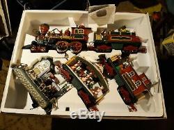 NEW BRIGHT HOLIDAY EXPRESS CHRISTMAS ANIMATED G-Scale ELECTRIC TRAIN SET No 387