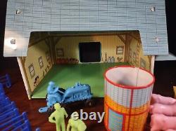 Ohio Art Farm Playset Valleyview 1960s Tin Toy Barn withAnimals & Accessories