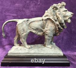 Rare Art Institute of Chicago Museum Shop Resin Lion Figures Sculptures Set of 2